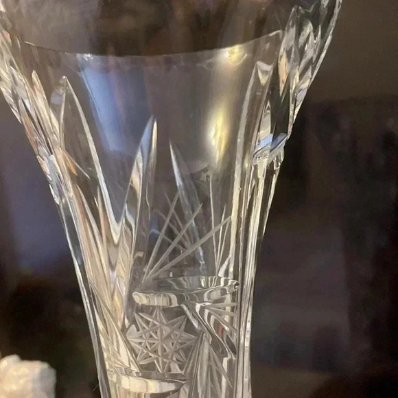 Crystal vase with wooden bottom  stand ( very vintage) - Picture 4 of 6